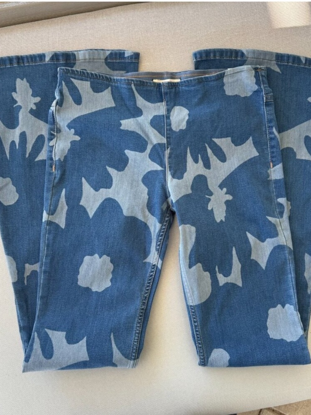 NWT Free People Penny Pull-On Printed Flare Jeans Blue Floral 28
